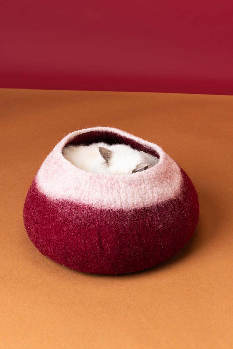 Berry Bliss Cat Basket