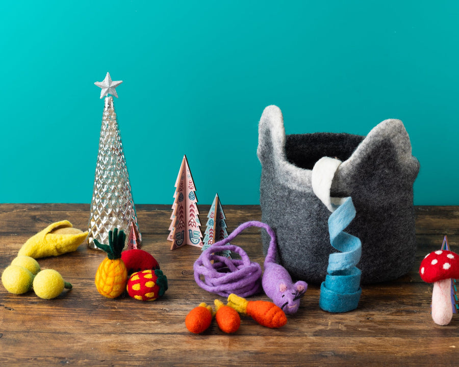 The Charcoal Holiday Hamper - 7 DAY XMAS COUNTDOWN