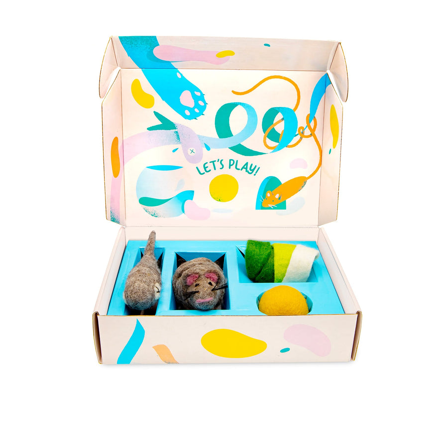 Eco Cat Toy - The Woolie Cat Toy Box | Mimis Daughters 